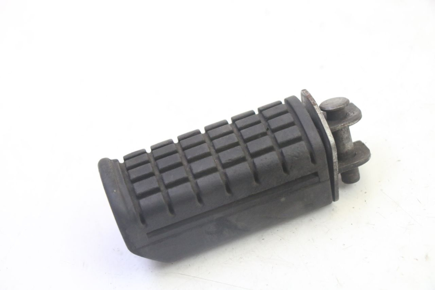 photo de PAR REPOSAPIES TRASERA DAELIM HISTORY 125 (2001 - 2002)