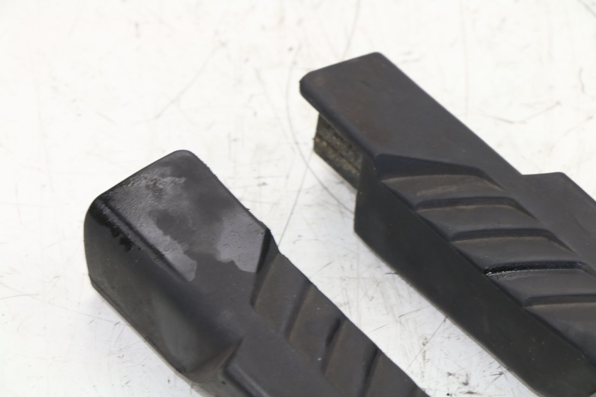 photo de PAR REPOSAPIES TRASERA HONDA FES S-WING SWING 125 (2007 - 2015)