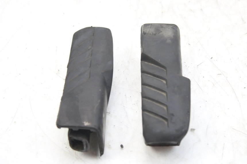 photo de PAR DE APOYAPIÉS TRASEROS HONDA FES S-WING SWING ABS 125 (2007 - 2015)