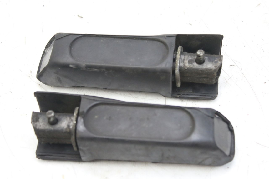 photo de PAR DE APOYAPIÉS TRASEROS HONDA FES S-WING SWING ABS 125 (2007 - 2015)