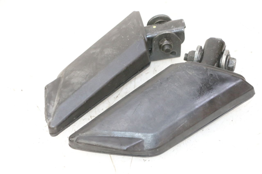 photo de PAR DE REPOSAPIÉS TRASEROS PEUGEOT KISBEE 2T 50 (2010 - 2017)