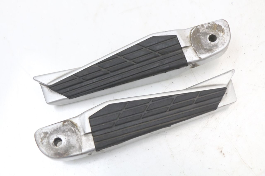 photo de PAR REPOSAPIES TRASERA KYMCO XCITING 250 (2006 - 2009)