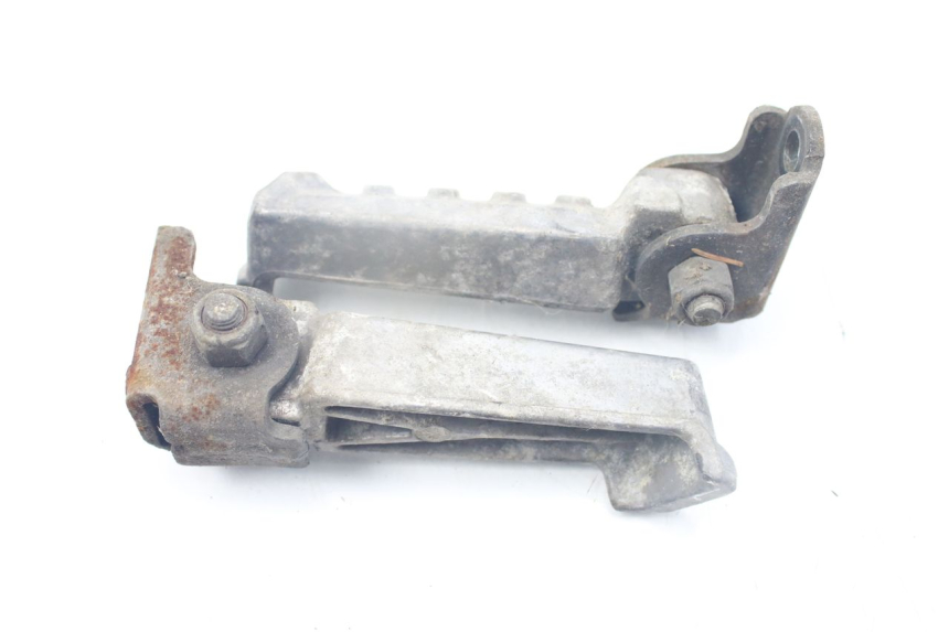 photo de PAR DE APOYAPIÉS TRASEROS PEUGEOT LUDIX SNAKE 2T 50 (2004 - 2014)