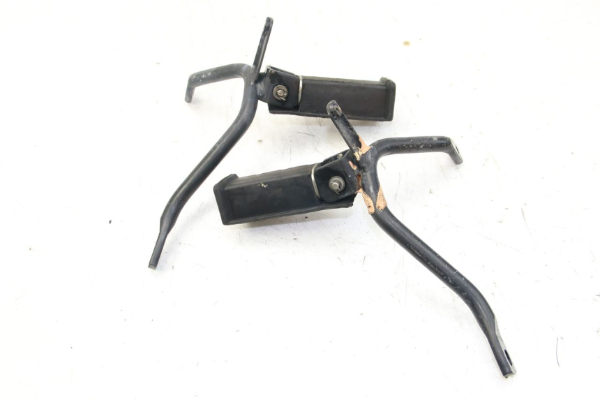photo de PAR DE REPOSAPIÉS TRASEROS HONDA PES PS I 125 (2006 - 2012)