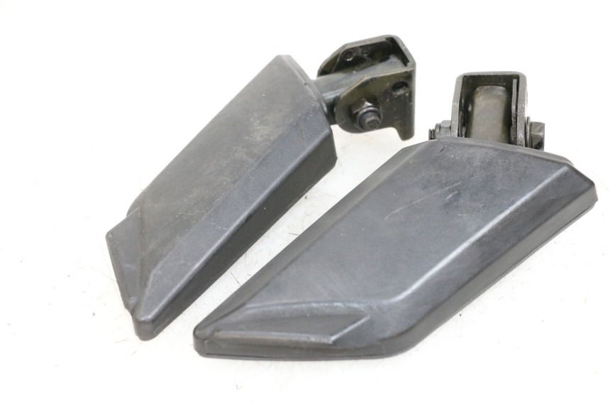 photo de PAR DE REPOSAPIÉS TRASEROS PEUGEOT KISBEE 4T 50 (2010 - 2017)