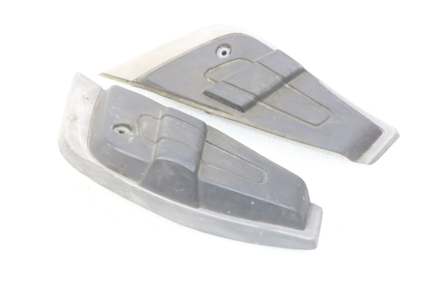photo de PAR DE APOYAPIÉS TRASEROS PIAGGIO X9 EVOLUTION 500 (2003 - 2005)