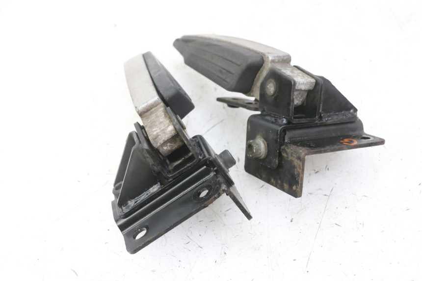 photo de PAR REPOSAPIES TRASERA PEUGEOT SATELIS 125 (2013 - 2018)