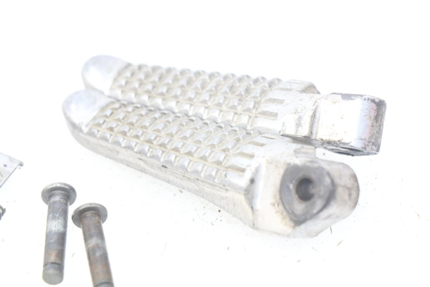 photo de PAR DE APOYAPIÉS TRASEROS SUZUKI TLS TL S 1000 (1997 - 2001)