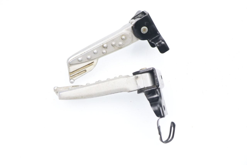 photo de PAR REPOSAPIES TRASERA SYM MIO 50 (2005 - 2010)