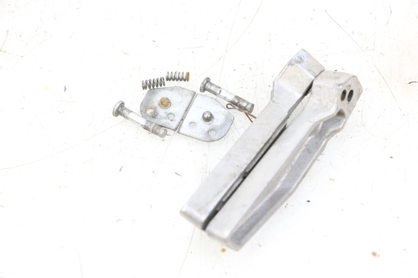 photo de PAR REPOSAPIES TRASERA NECO TEMPO 4T 50 (2022 - 2026) - Zoom estado de uso