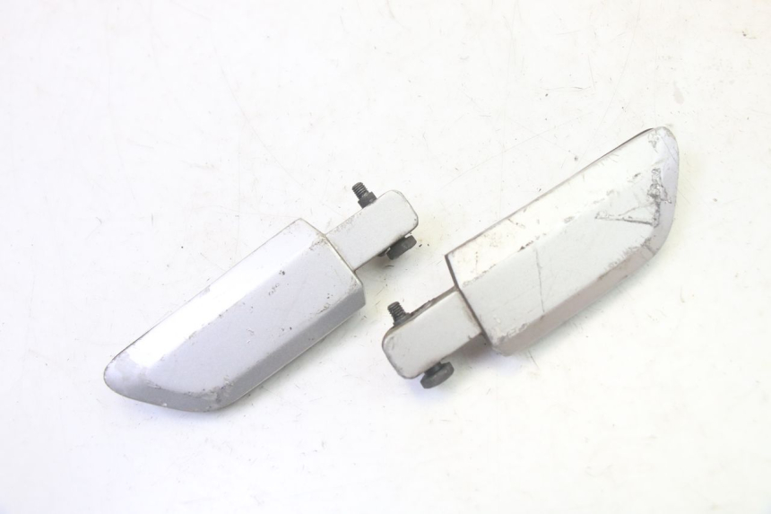 photo de PAR DE APOYAPIÉS TRASEROS YAMAHA X-CITY XCITY 125 (2007 - 2008)