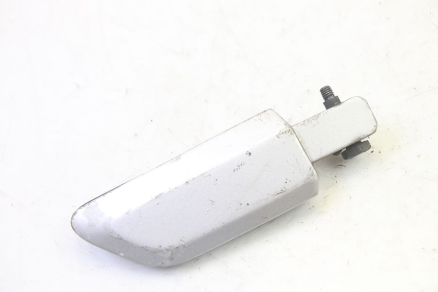 photo de PAR DE APOYAPIÉS TRASEROS YAMAHA X-CITY XCITY 125 (2007 - 2008)