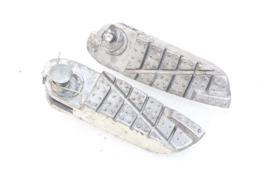 photo de PAR DE APOYAPIÉS TRASEROS TGB X-MOTION XMOTION 125 (2008 - 2014) - Vista principal