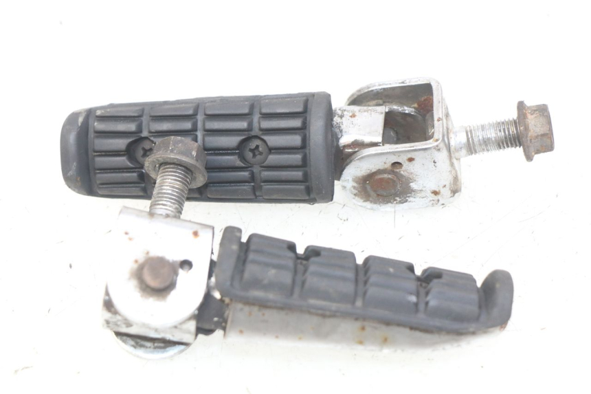 photo de PAR DE APOYAPIÉS TRASEROS YAMAHA FJ 3CX 1200 (1986 - 1996)