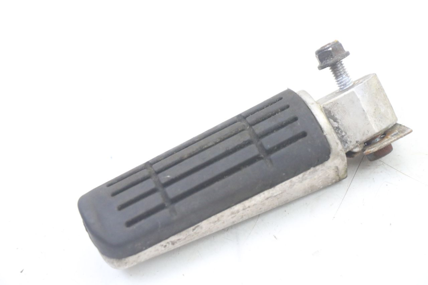 photo de PAR REPOSAPIES TRASERA YAMAHA FZ6 FAZER S2 600 (2007 - 2011)