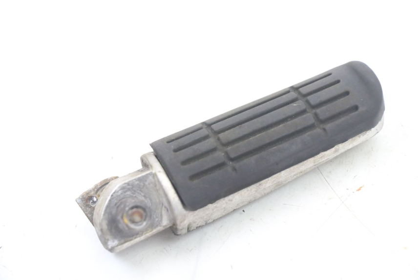 photo de PAR REPOSAPIES TRASERA YAMAHA FZ6 FAZER S2 600 (2007 - 2011)