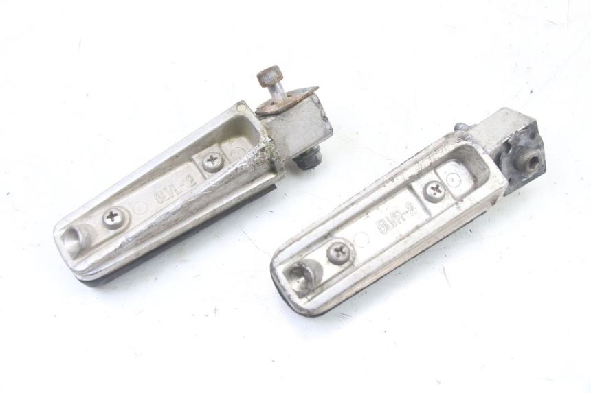 photo de PAR REPOSAPIES TRASERA YAMAHA FZ6 FAZER S2 600 (2007 - 2011)