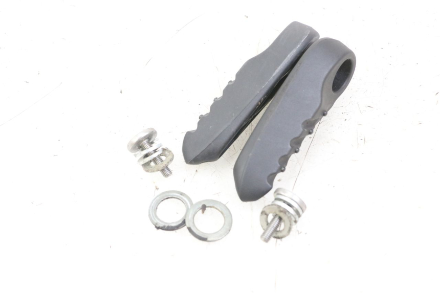photo de PAR REPOSAPIES TRASERA YAMAHA NEO'S NEOS 2T EASY 50 (2013 - 2016)