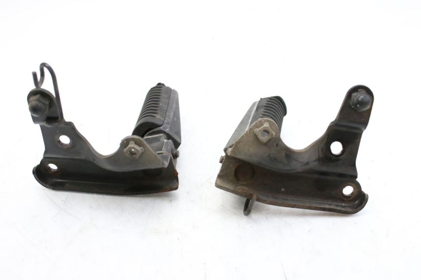 photo de PAR DE APOYAPIÉS TRASEROS YAMAHA XP T-MAX TMAX ABS 500 (2004 - 2007)