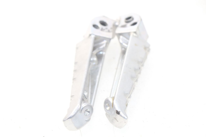 photo de PAR REPOSAPIES TRASERA YAMAHA YP T-MAX TMAX 530 (2017 - 2020)