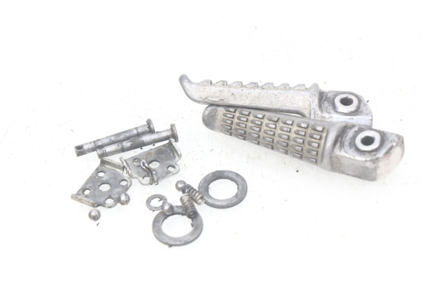 photo de PAR DE APOYAPIÉS TRASEROS KAWASAKI Z S 750 (2003 - 2006)
