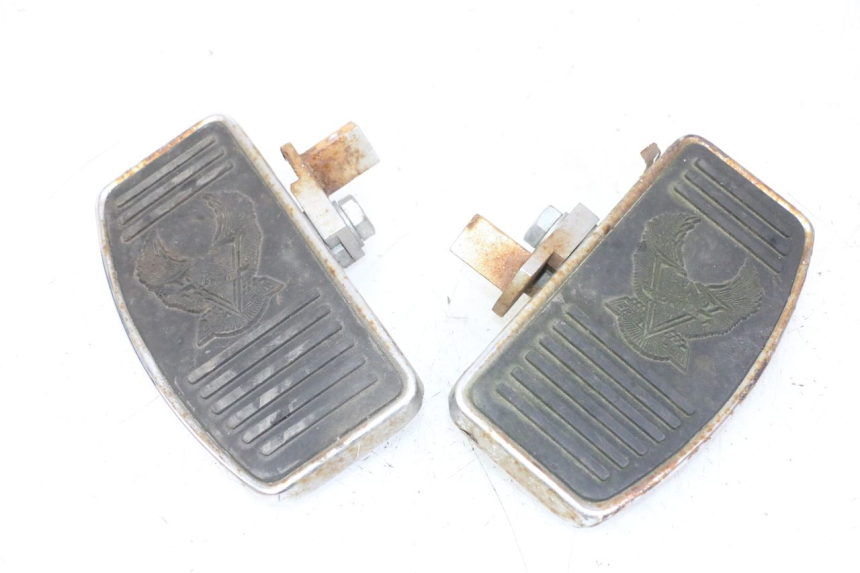 photo de PAR REPOSAPIES DELANTERA HYOSUNG GV AQUILA 125 (2000 - 2004)