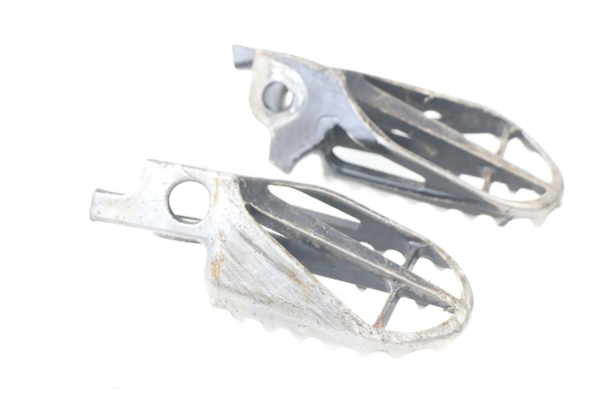 photo de PAR REPOSAPIES DELANTERA HONDA CRF CR-F 450 (2001 - 2005)