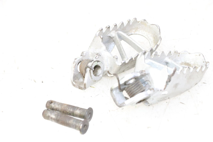 photo de PAR REPOSAPIES DELANTERA KAWASAKI KX 65 (2000 - 2019)