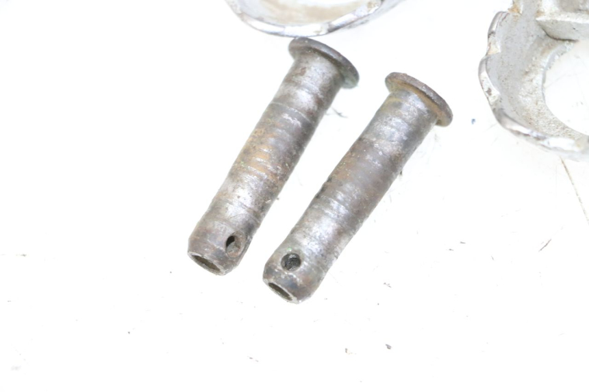 photo de PAR REPOSAPIES DELANTERA KAWASAKI KX 65 (2000 - 2019)