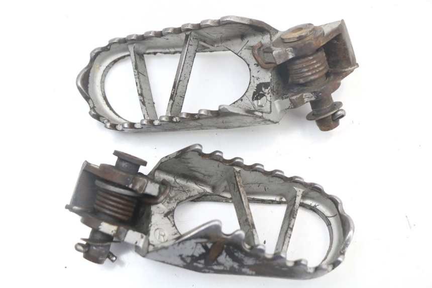 photo de PAR REPOSAPIES DELANTERA KAWASAKI KX 85 (2014 - 2021)