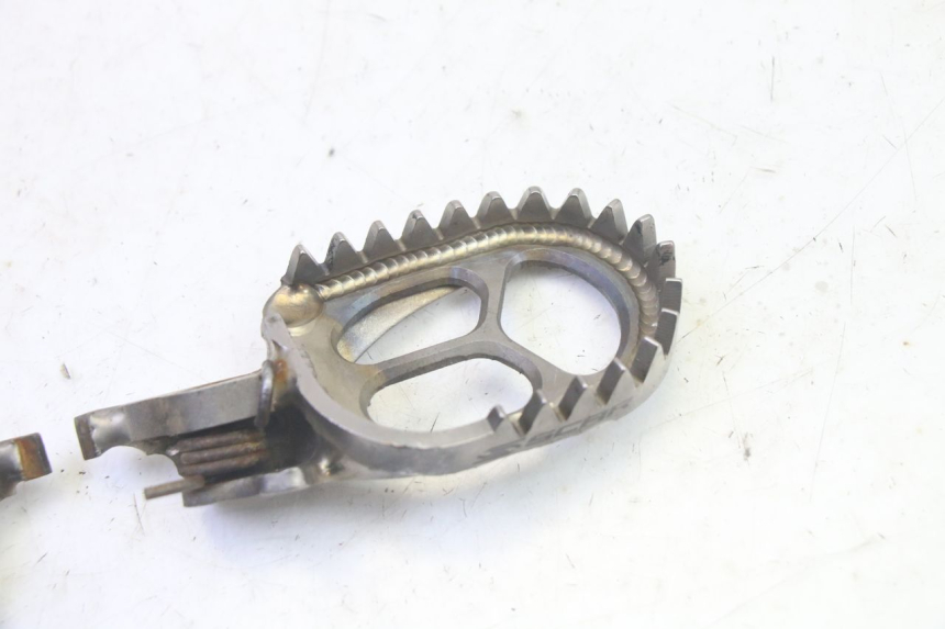 photo de PAR REPOSAPIES DELANTERA KAWASAKI KXF KX-F 250 (2017 - 2019) - Vista general del producto