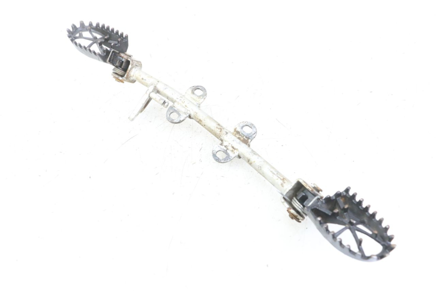 photo de PAR DE REPOSAPIÉS DELANTEROS APOLLO RFZ 125