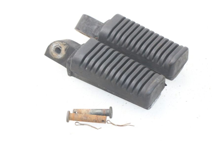 photo de PAR REPOSAPIES DELANTERA MASH SEVENTY FIVE 125 (2013 - 2021) - Otra perspectiva