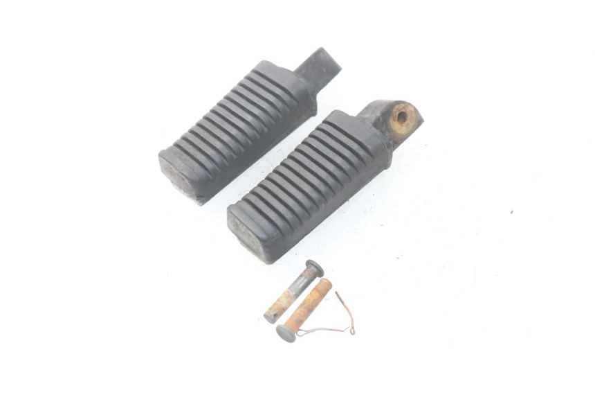 photo de PAR REPOSAPIES DELANTERA MASH SEVENTY FIVE 125 (2013 - 2021) - Primer plano técnico