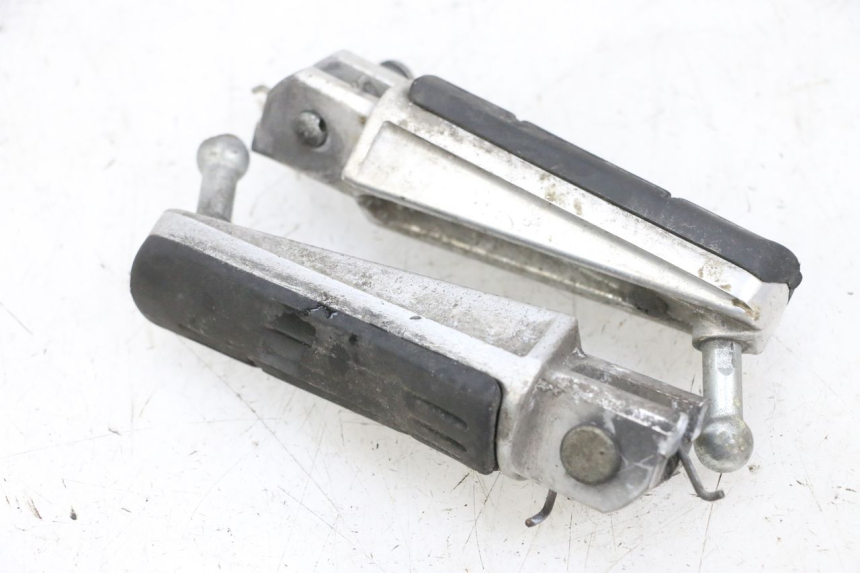 photo de PAR REPOSAPIES DELANTERA YAMAHA TDM ABS 900 (2002 - 2014) - Vista principal