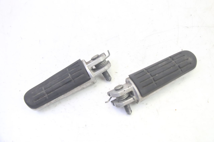 photo de PAR REPOSAPIES DELANTERA YAMAHA TDM ABS 900 (2002 - 2014) - Vista principal