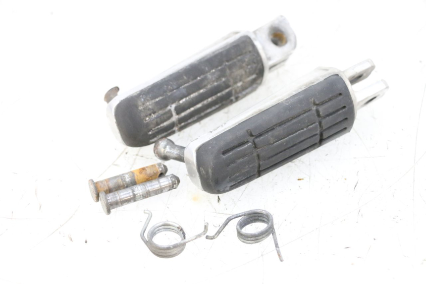 photo de PAR REPOSAPIES DELANTERA YAMAHA TDM ABS 900 (2002 - 2014) - Estado de la superficie y material