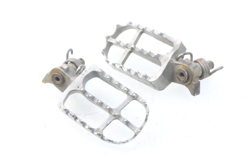 photo de PAR REPOSAPIES DELANTERA YAMAHA YZ-F YZF 250 (2014 - 2018)