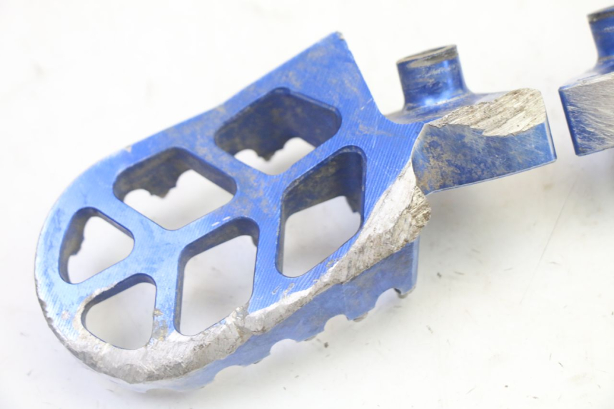 photo de PAR REPOSAPIES DELANTERA YAMAHA YZ-F YZF 250 (2014 - 2018)