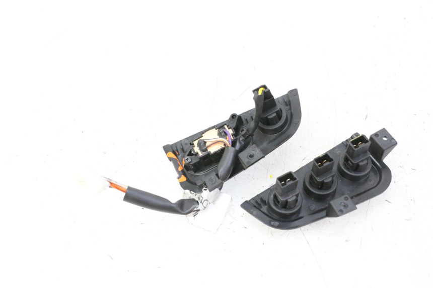 photo de CONMUTADORES PIAGGIO MP3 HPE 310 (2024 - 2025)