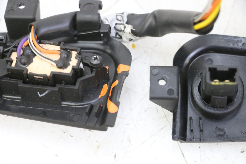 photo de CONMUTADORES PIAGGIO MP3 HPE 310 (2024 - 2025)