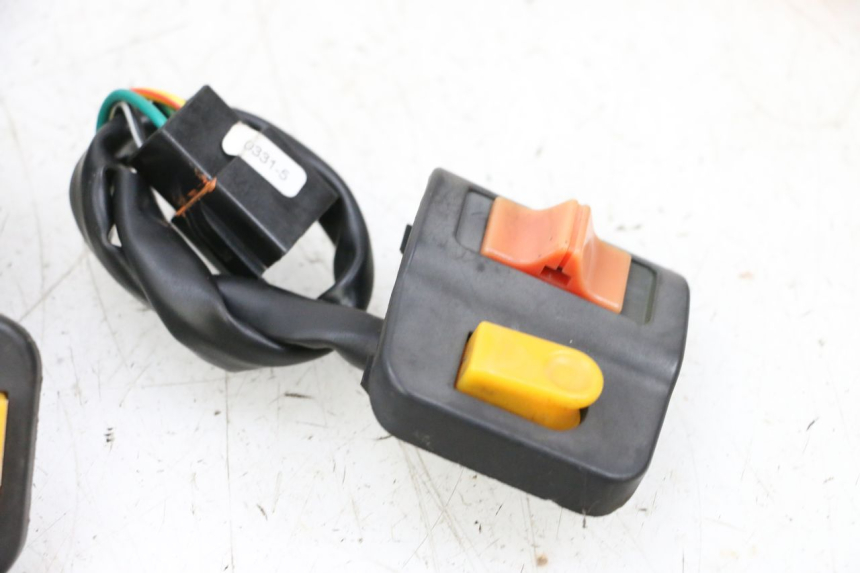 photo de PAR DE MANILLARES JM MOTORS SANTANA 50 (2014 - 2023) - Estado de la superficie y material