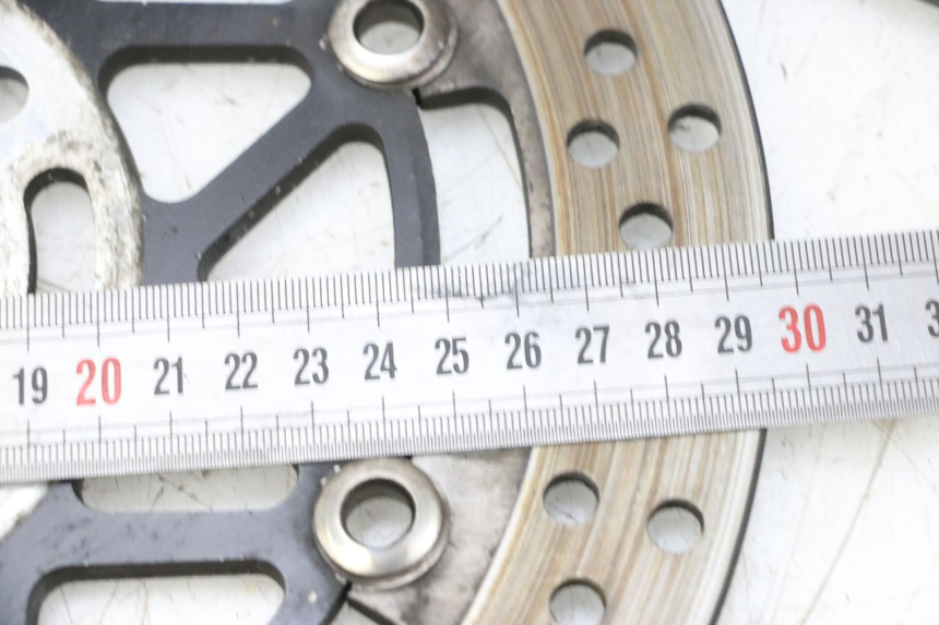 photo de PAR DISCO FRENO DELANTERO SUZUKI GSXR GSX-R 1000 (2003 - 2004) - Otra perspectiva