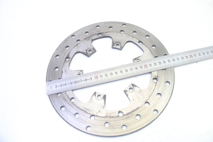 photo de PAR DISCO FRENO DELANTERO PIAGGIO MP3 500 (2016 - 2018) - Primer plano técnico