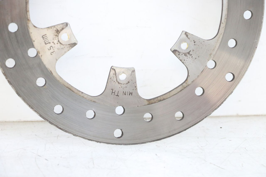 photo de PAR DISCO FRENO DELANTERO PIAGGIO MP3 RL 250 (2007 - 2010) - Primer plano de alta resolución