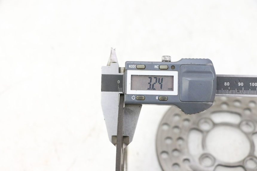 photo de PAR DISCO FRENO DELANTERO YAMAHA YFM R RAPTOR 250 (2008 - 2014) - Primer plano técnico