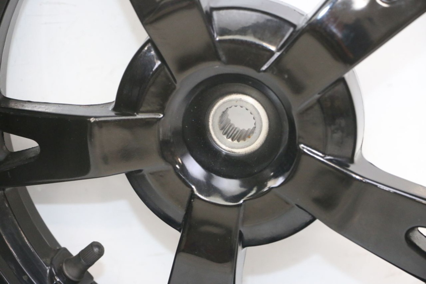 photo de PAR LLANTAS PEUGEOT KISBEE 2T 50 (2018 - 2022)