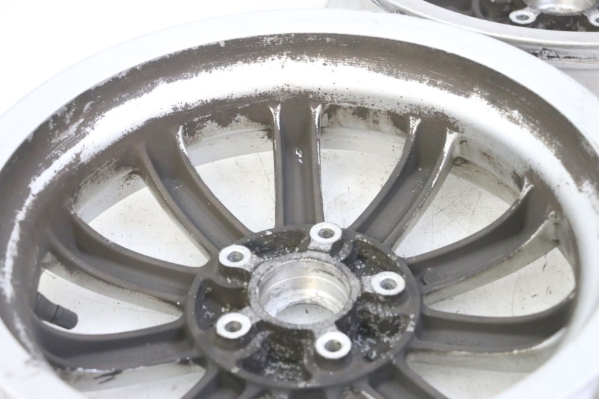 photo de PAR DE LLANTAS PIAGGIO MP3 LT 300 (2010 - 2016)