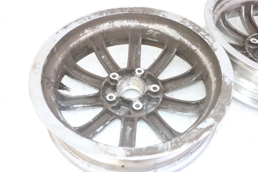 photo de PAR LLANTA PIAGGIO MP3 LT 300 (2010 - 2016)