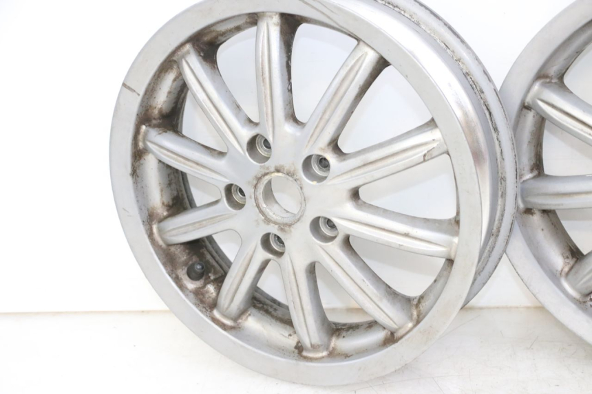 photo de PAR LLANTA PIAGGIO MP3 LT 300 (2010 - 2016)